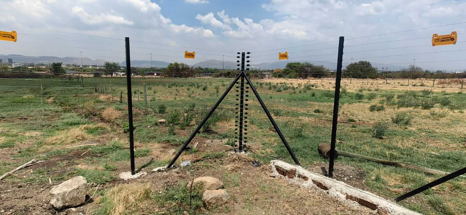 corner of electric fence install