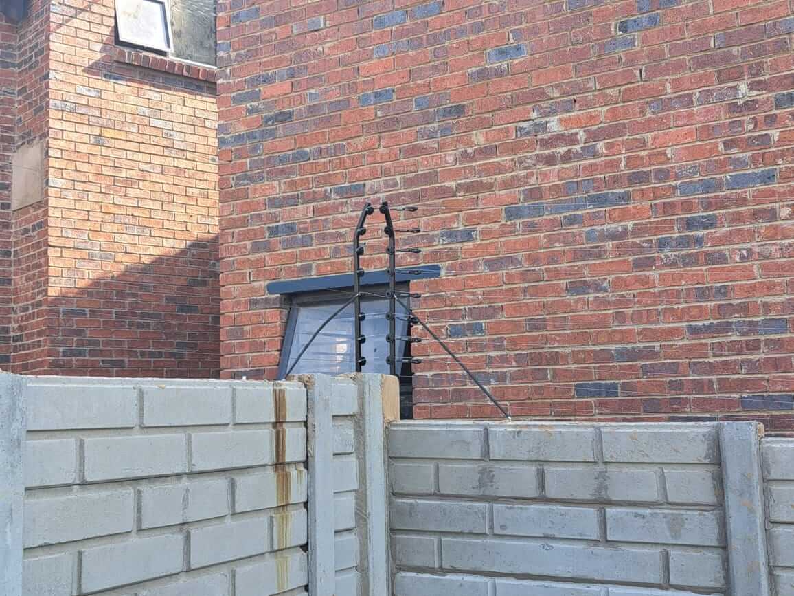electric fence installation