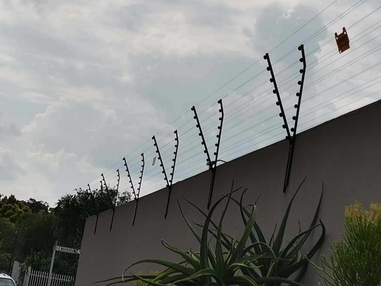 electric fence installation